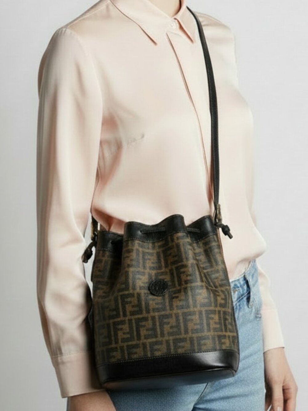 Rare Vintage Fendi Zucca bucket bag - AUTHENTIC